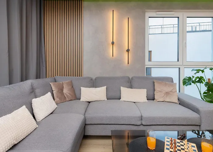 Apartment With Two Bedrooms, Balcony, Parking And Access To Sauna In Gdansk By Noclegi Renters