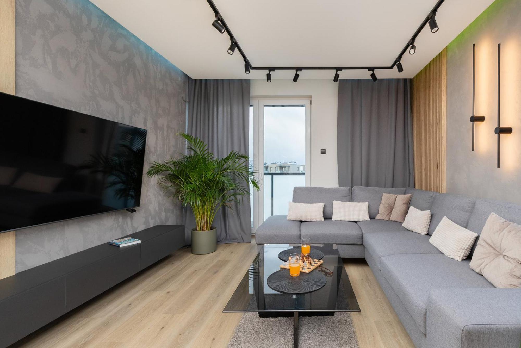 Apartment With Two Bedrooms, Balcony, Parking And Access To Sauna In By Renters Gdansk
